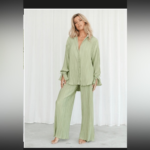 Pleated/ribbed button up set - Picture 6 of 10